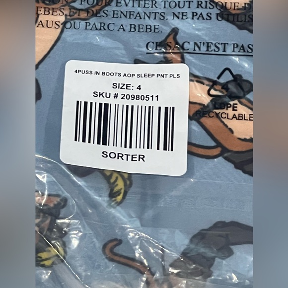 NWT Warner Brothers Puss n Boots AOP sleep Pants size 4X - Picture 4 of 4